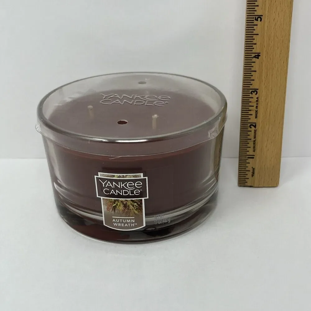 Yankee Candle Autumn Wreath‎ Scent Triple Wick Large 17 oz Glass Jar - Never Lit